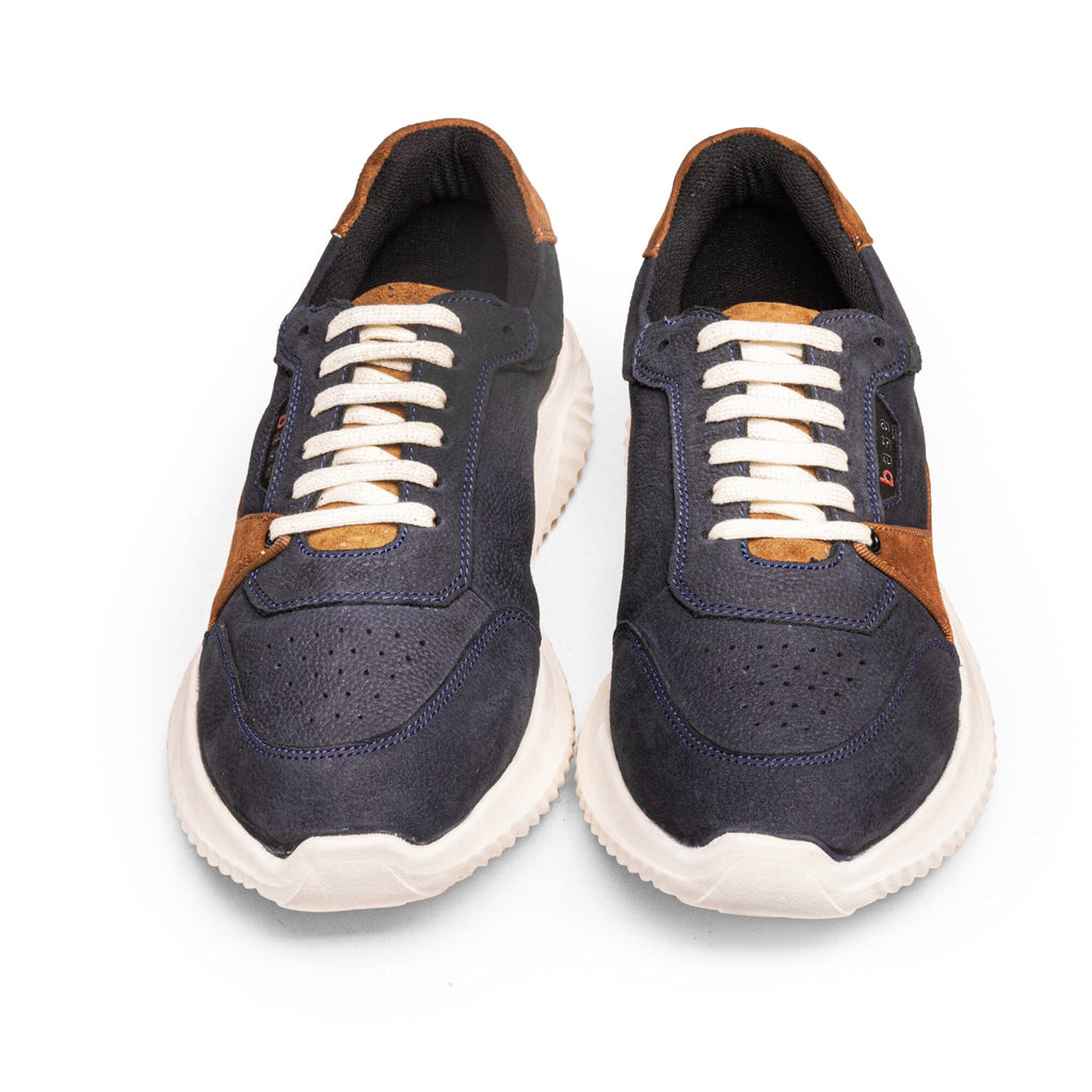 First Light Sneaker The Base 